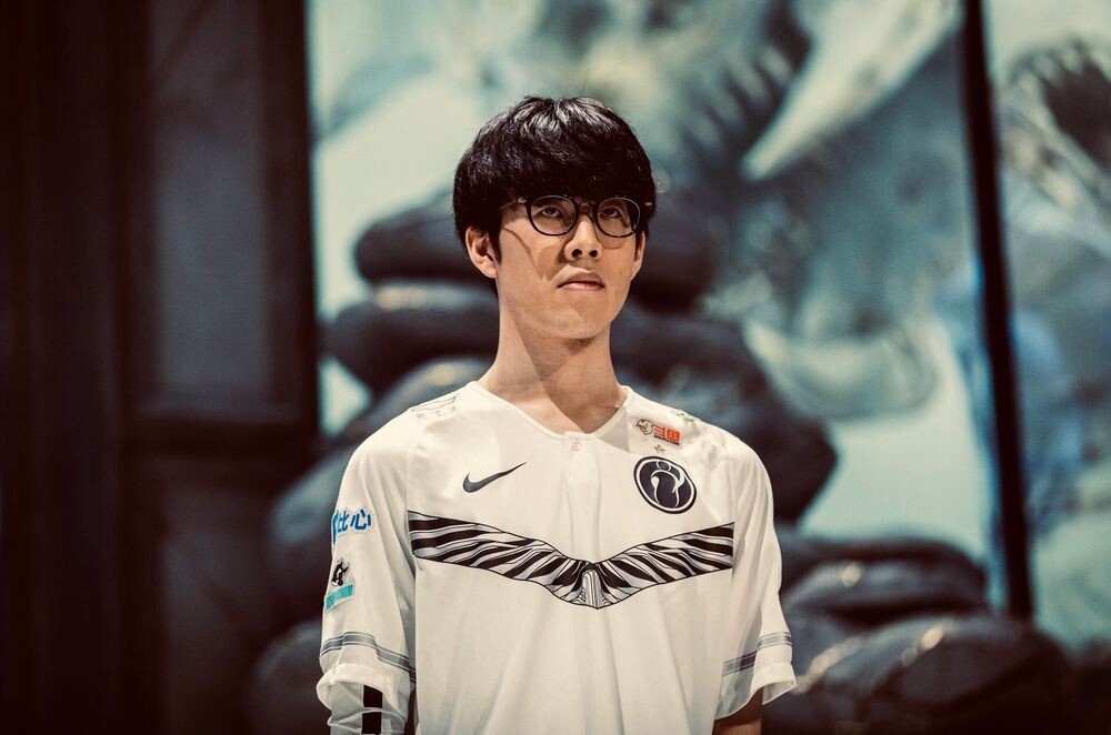 仅仅是一场 仅仅是一场